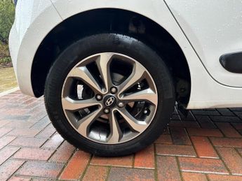 Hyundai i10 1.2 Premium SE Auto Euro 6 5dr