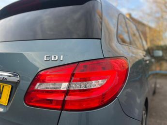 Mercedes-Benz B Class 1.8 B180 CDI BlueEfficiency Sport 7G-DCT Euro 5 (s/s) 5dr