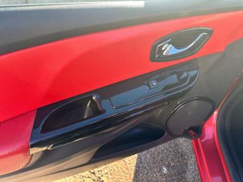 Renault Clio 0.9 TCe Dynamique S MediaNav Euro 5 (s/s) 5dr