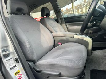 Toyota Prius 1.5 T4 CVT 5dr