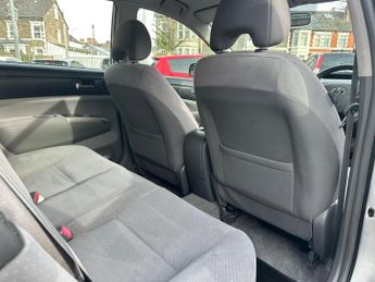 Toyota Prius 1.5 T4 CVT 5dr