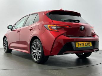 Toyota Corolla 2.0 VVT-h Design CVT Euro 6 (s/s) 5dr