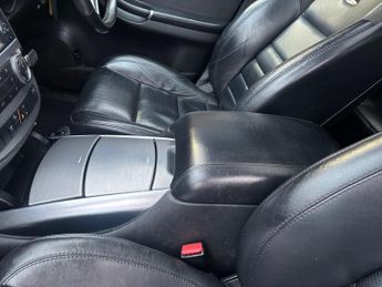 Mercedes-Benz R Class 3.0 R350L CDI G-Tronic+ 4WD Euro 5 5dr (7 seats)