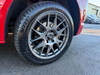 Volkswagen Transporter 2.0 TDI T30 Highline DSG FWD LWB Euro 6 (s/s) 5dr