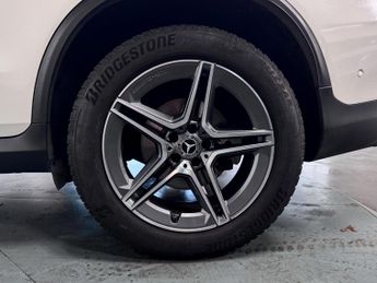 Mercedes-Benz GLC 2.0 GLC220d AMG Line Coupe 5dr Diesel G-Tronic+ 4MATIC Euro 6 (s