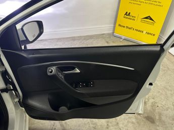 Volkswagen Polo 1.2 TSI SE BlueMotion Hatchback Auto 5dr