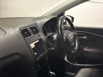 Volkswagen Polo 1.2 TSI SE BlueMotion Hatchback Auto 5dr