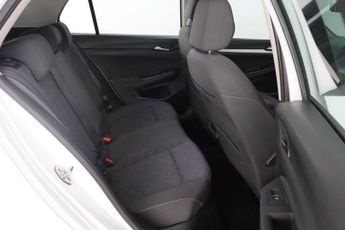 Volkswagen Golf 1.5 eTSI MHEV Life DSG Euro 6 (s/s) 5dr