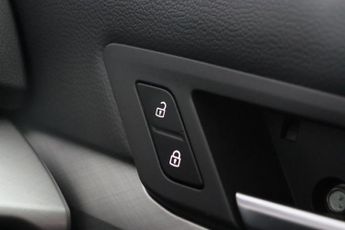 Volkswagen Golf 1.5 eTSI MHEV Life DSG Euro 6 (s/s) 5dr