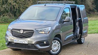 Vauxhall Combo 1.5 Turbo D 2300 Sportive L2 H1 Euro 6 4dr
