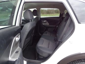 Kia Niro 1.6 GDi 2 DCT Euro 6 (s/s) 5dr