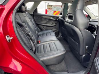 MG MG HS 1.5 T-GDI 16.6kWh Exclusive Auto Euro 6 (s/s) 5dr