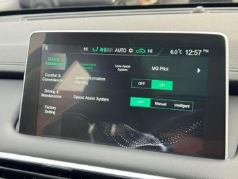 MG MG HS 1.5 T-GDI 16.6kWh Exclusive Auto Euro 6 (s/s) 5dr