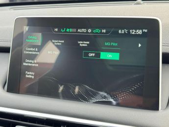 MG MG HS 1.5 T-GDI 16.6kWh Exclusive Auto Euro 6 (s/s) 5dr