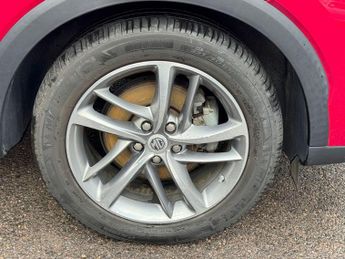 MG MG HS 1.5 T-GDI 16.6kWh Exclusive Auto Euro 6 (s/s) 5dr