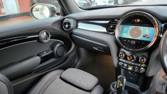 MINI Electric Hatch Cooper SE 32.6kWh Level 2 Auto 3dr