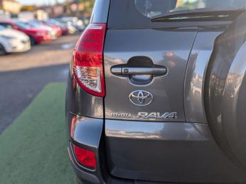 Toyota RAV4 2.0 XT5 4WD 5dr