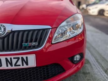 Skoda Fabia 1.4 TSI vRS DSG Euro 5 5dr