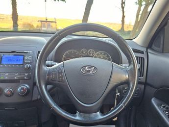 Hyundai i30 1.6 CRDi Comfort Auto Euro 4 5dr