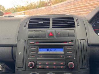 Volkswagen Polo 1.4 S 5dr