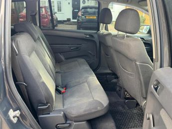 Vauxhall Zafira 1.6 16V Exclusiv Euro 5 5dr