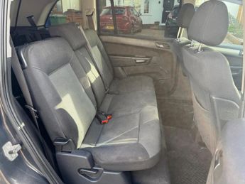 Vauxhall Zafira 1.6 16V Exclusiv Euro 5 5dr