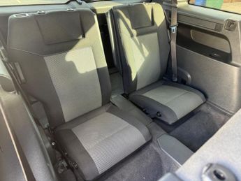 Vauxhall Zafira 1.6 16V Exclusiv Euro 5 5dr
