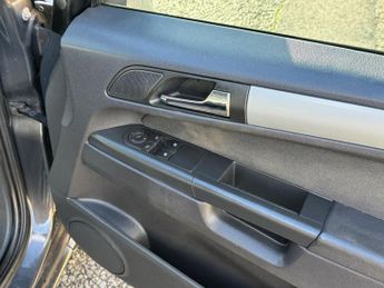 Vauxhall Zafira 1.6 16V Exclusiv Euro 5 5dr