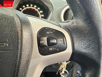 Ford Fiesta 1.4 Titanium 5dr