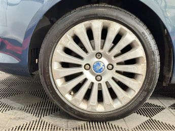 Ford Fiesta 1.4 Titanium 5dr