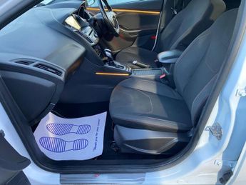 Ford Focus 1.0T EcoBoost ST-Line Auto Euro 6 (s/s) 5dr