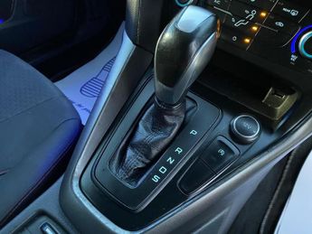 Ford Focus 1.0T EcoBoost ST-Line Auto Euro 6 (s/s) 5dr