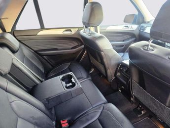 Mercedes-Benz GLE 3.0 GLE350d V6 AMG Line G-Tronic 4MATIC Euro 6 (s/s) 5dr