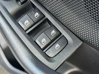 BMW 1 Series 1.5 118i Sport (LCP) DCT Euro 6 (s/s) 5dr