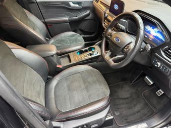 Ford Kuga 2.5 EcoBoost Duratec 14.4kWh ST-Line CVT Euro 6 (s/s) 5dr