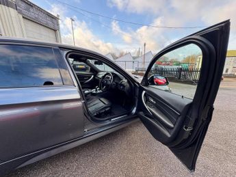 BMW 3 Series 2.0 320d M Sport Auto xDrive Euro 5 (s/s) 4dr