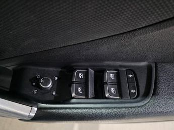 Audi Q2 1.5 TFSI CoD 35 S line S Tronic Euro 6 (s/s) 5dr