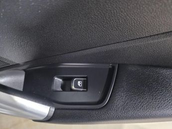 Audi Q2 1.5 TFSI CoD 35 S line S Tronic Euro 6 (s/s) 5dr