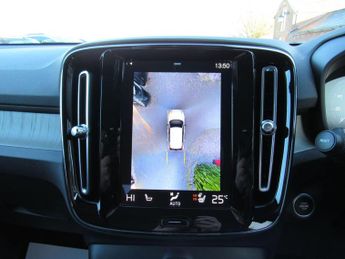 Volvo XC40 1.5h T5 Twin Engine Recharge 10.7kWh Inscription Pro SUV 5dr Pet