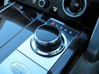 Land Rover Range Rover 3.0 SD V6 Autobiography Auto 4WD Euro 6 (s/s) 5dr