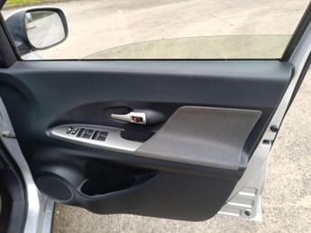 Toyota Urban Cruiser 1.4 D-4D 4WD Euro 5 5dr