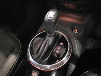 Nissan Juke 1.0DIG-T Tekna + 5dr Automatic