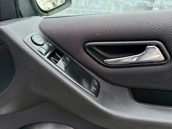 Mercedes-Benz A Class 1.5 A160 Classic SE CVT 5dr