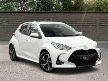 Toyota Yaris 1.5 Yaris Design HEV CVT 5dr