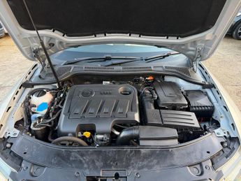 Skoda Superb 2.0 TDI Elegance DSG 4WD Euro 5 (s/s) 5dr