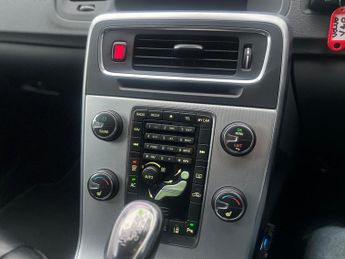 Volvo V60 1.6 T3 R-Design Powershift Euro 5 5dr