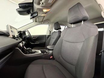 Toyota RAV4 2.5 VVT-h Design CVT 4WD Euro 6 (s/s) 5dr