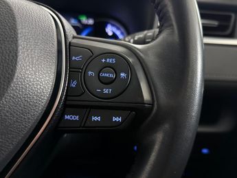 Toyota RAV4 2.5 VVT-h Design CVT 4WD Euro 6 (s/s) 5dr