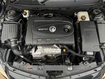 Vauxhall Insignia 2.0 CDTi SRi Nav Auto Euro 5 5dr