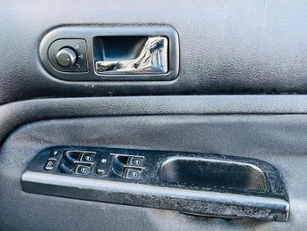 Volkswagen Golf 1.6 Match 5dr